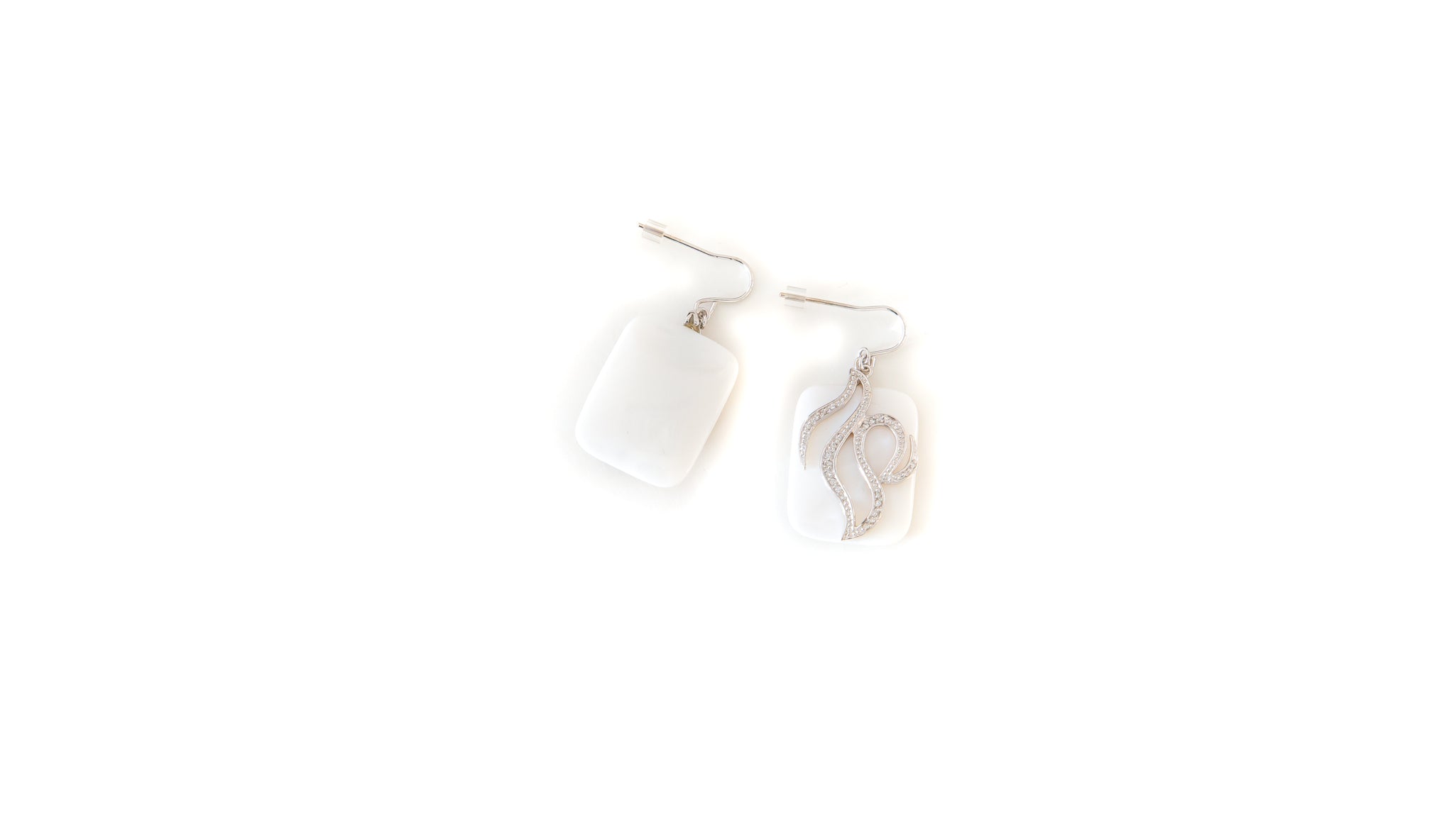 Accessories - Classic White Earrings